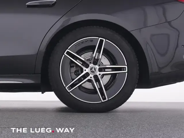 Mercedes-Benz E 200