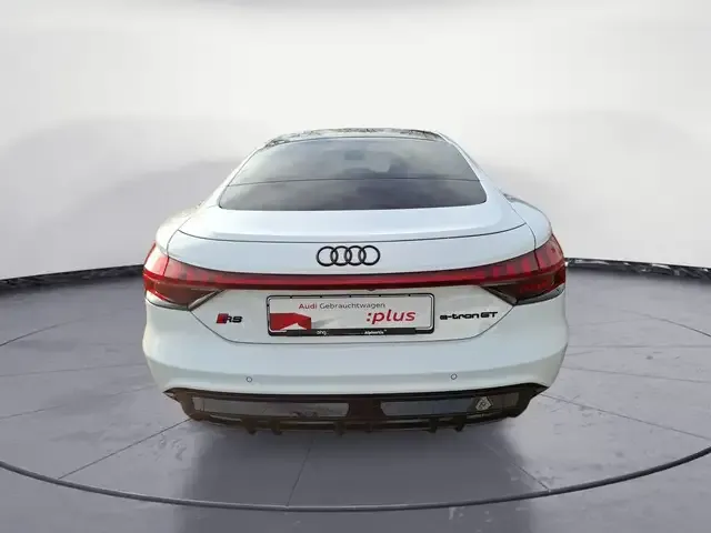 Audi RS e-tron GT