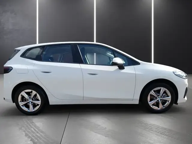 BMW 223