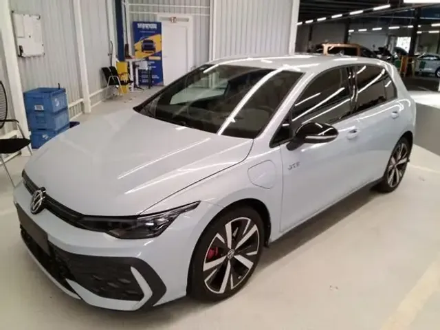 Volkswagen Golf GTE