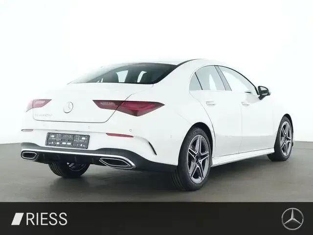 Mercedes-Benz CLA 220