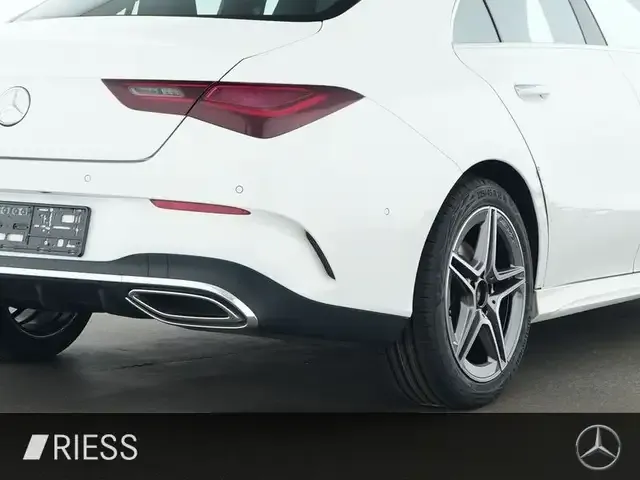 Mercedes-Benz CLA 220