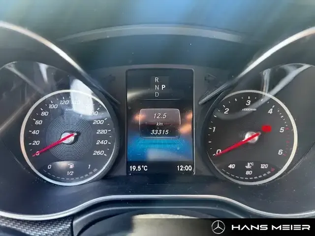 Mercedes-Benz V 300