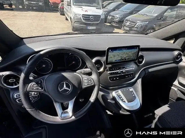 Mercedes-Benz V 300