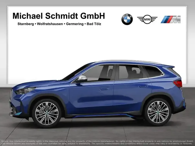 BMW iX1