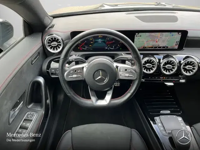 Mercedes-Benz CLA 180