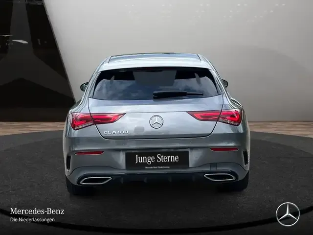 Mercedes-Benz CLA 180