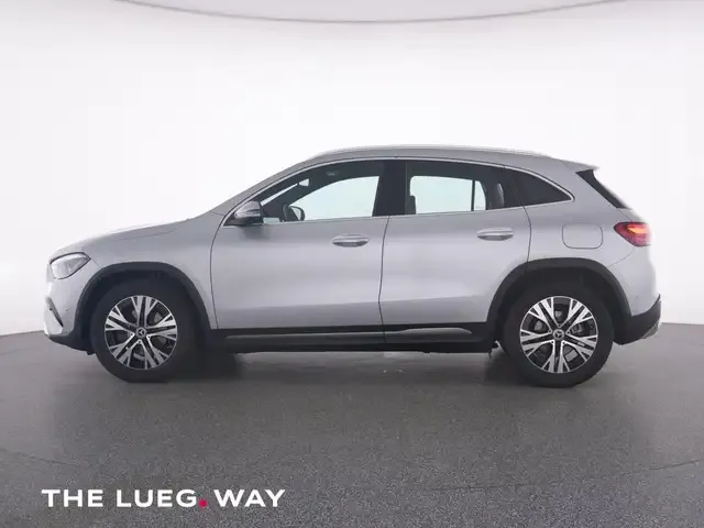 Mercedes-Benz GLA 180