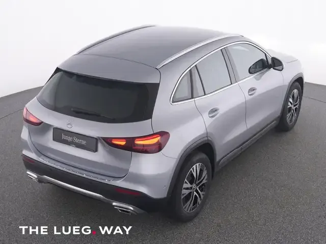 Mercedes-Benz GLA 180