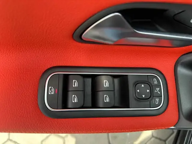 Mercedes-Benz A 220