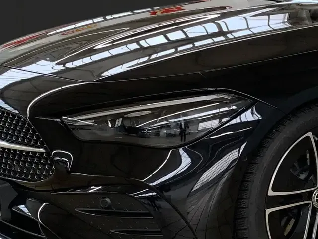 Mercedes-Benz CLE 200