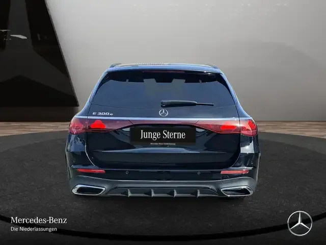 Mercedes-Benz E 300