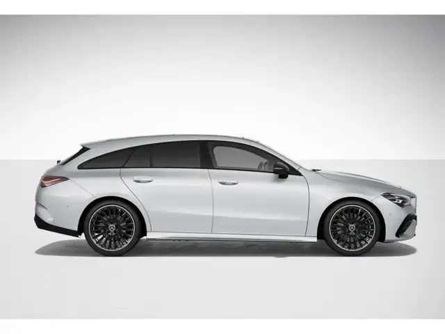 Mercedes-Benz CLA 220