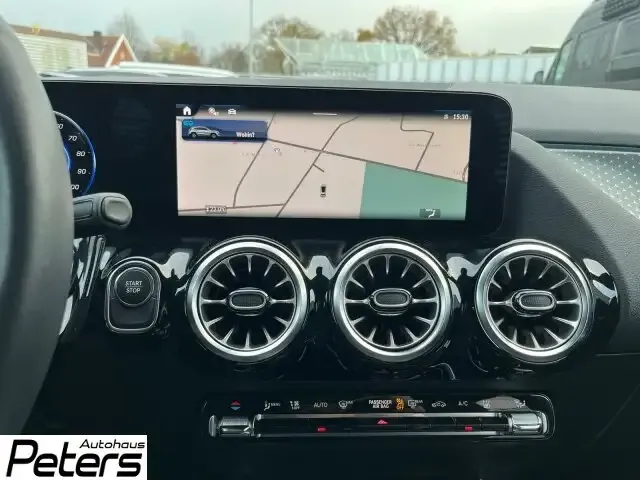 Mercedes-Benz EQA 250