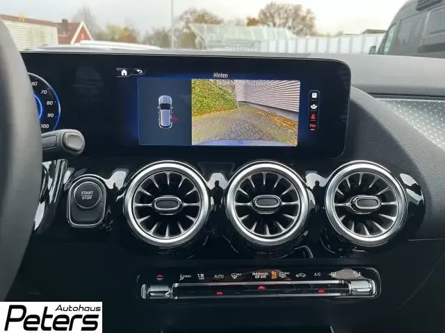 Mercedes-Benz EQA 250