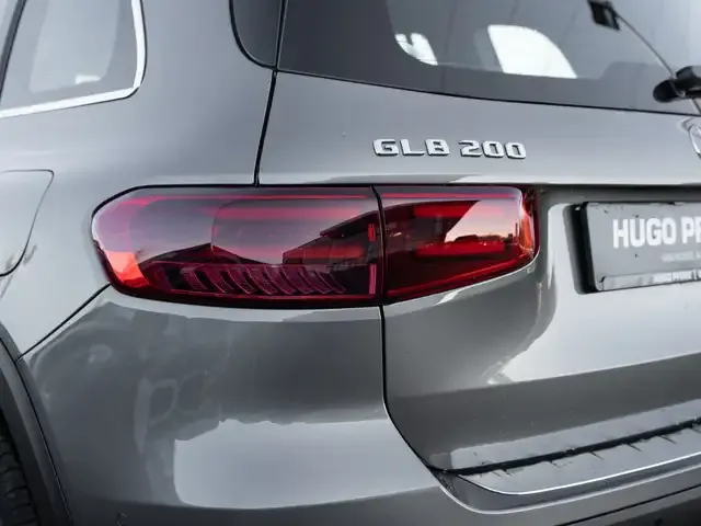 Mercedes-Benz GLB 200