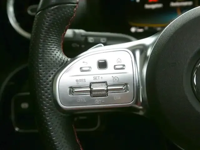 Mercedes-Benz CLA 35 AMG