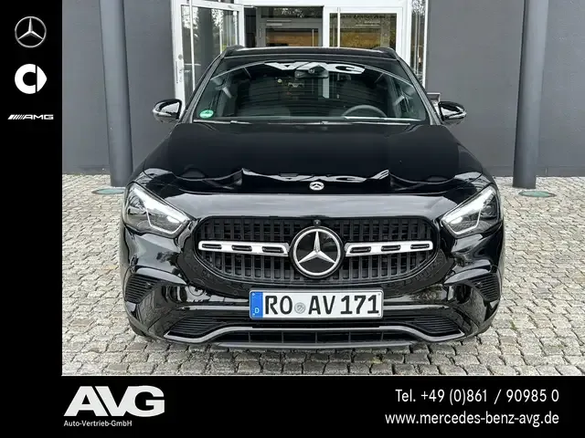 Mercedes-Benz GLA 200