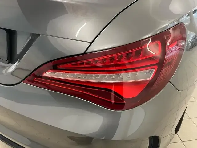 Mercedes-Benz CLA 220