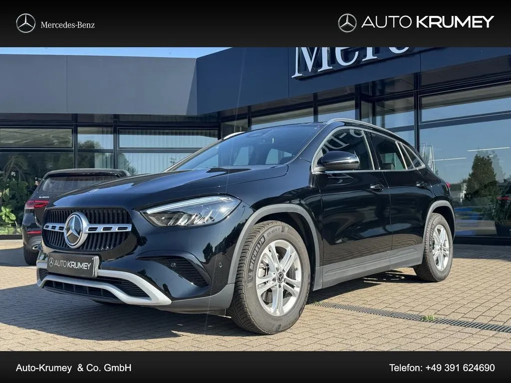 Mercedes-Benz GLA 200