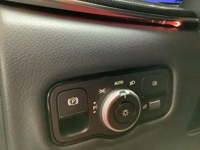 Mercedes-Benz V 220