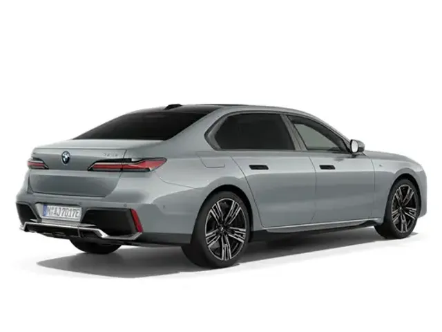BMW 750