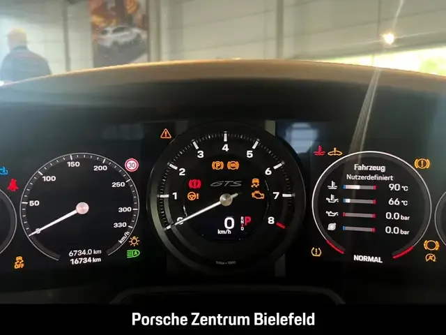 Porsche 992
