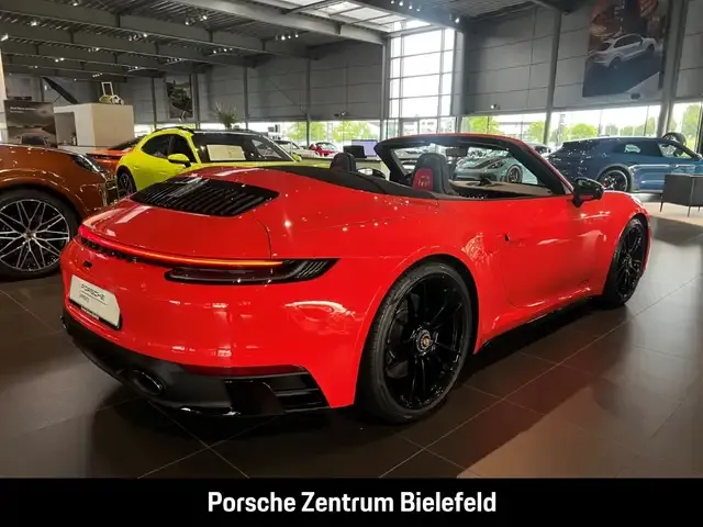 Porsche 992