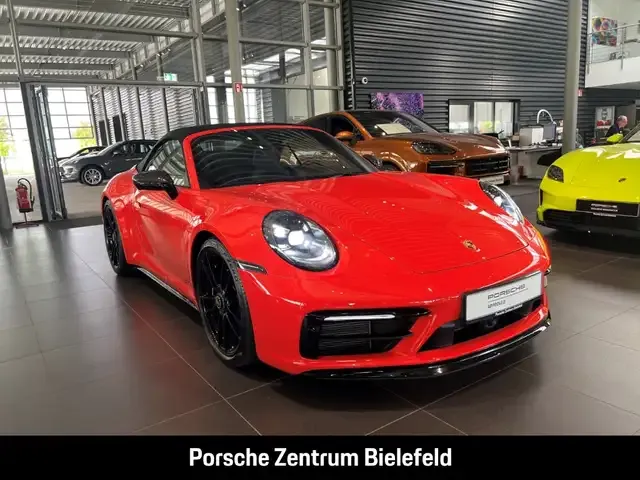 Porsche 992