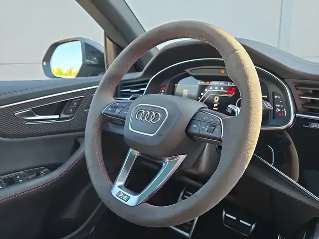 Audi RS Q8