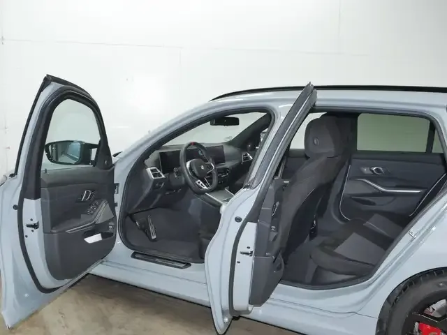BMW 340
