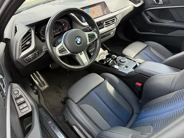 BMW 120
