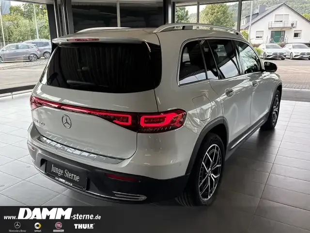 Mercedes-Benz EQB 250