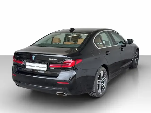 BMW 545