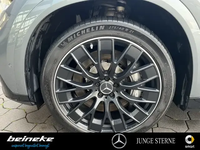 Mercedes-Benz EQE SUV