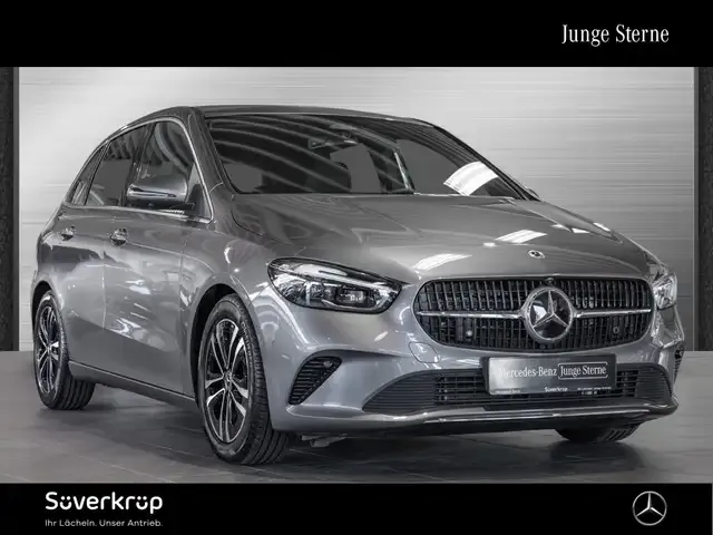 Mercedes-Benz B 220