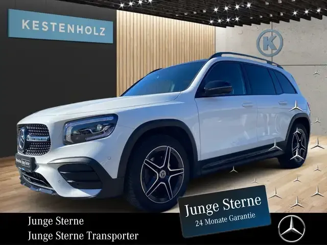 Mercedes-Benz GLB 220