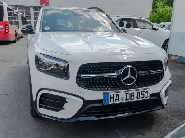 Mercedes-Benz GLB 250