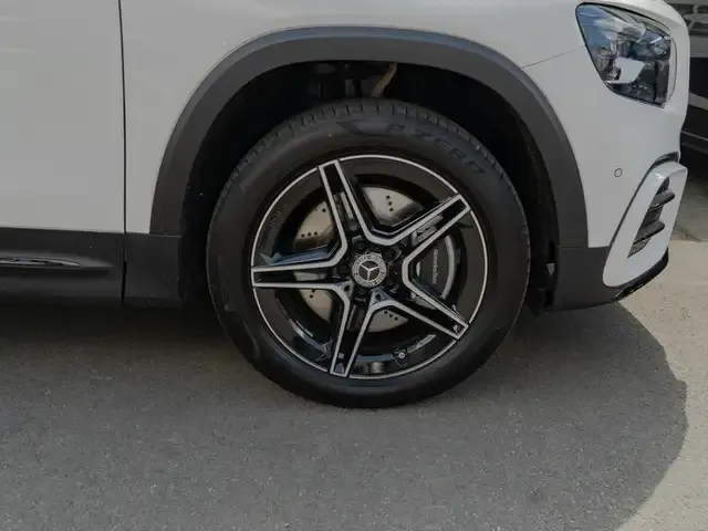 Mercedes-Benz GLB 250