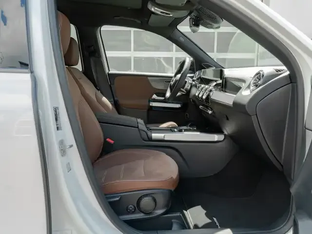 Mercedes-Benz GLB 250
