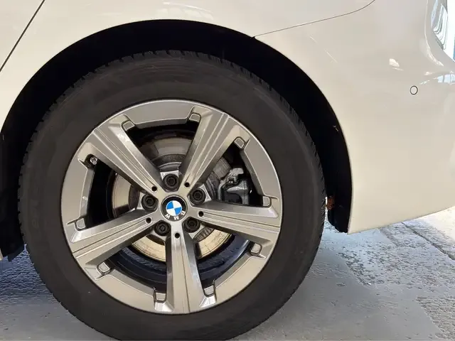 BMW 223
