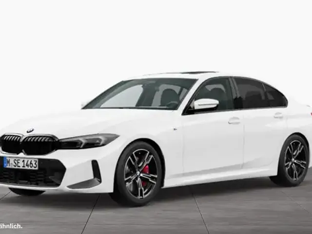 BMW 330