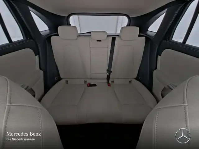 Mercedes-Benz EQA 300