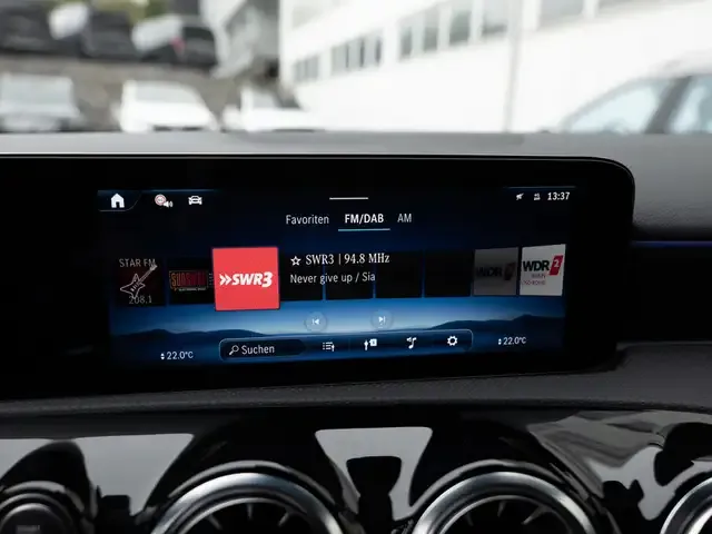 Mercedes-Benz A 200