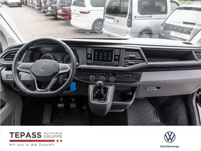 Volkswagen T6.1 Caravelle