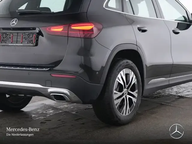 Mercedes-Benz GLA 180