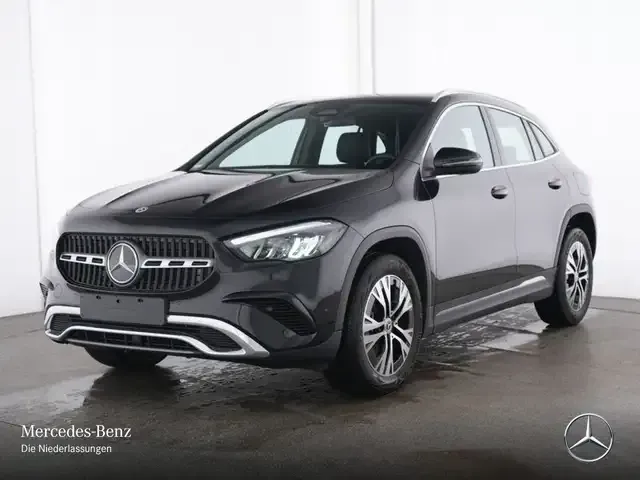 Mercedes-Benz GLA 180