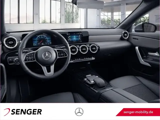 Mercedes-Benz CLA 220