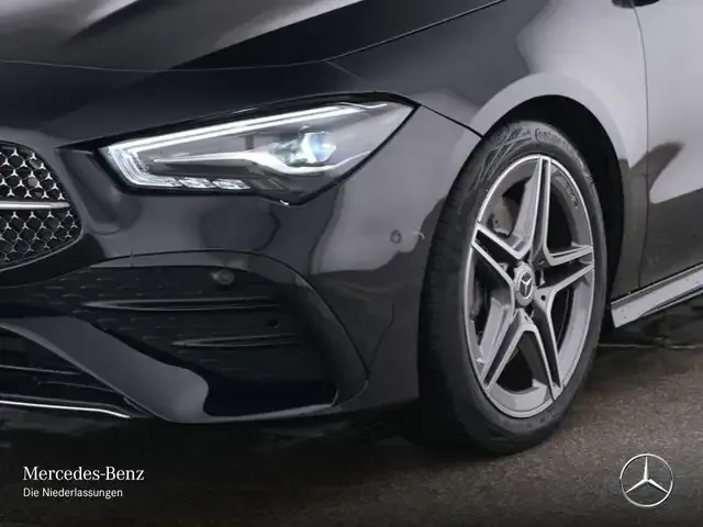 Mercedes-Benz CLA 220