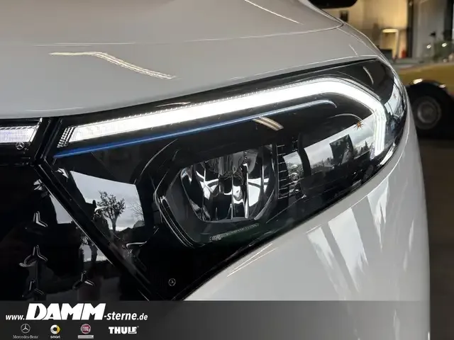 Mercedes-Benz EQB 350